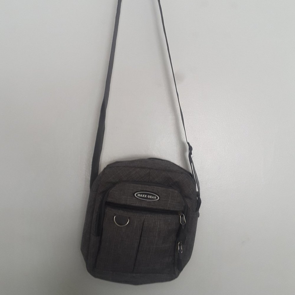 Maxx Gear Unisex Shoulder Bag